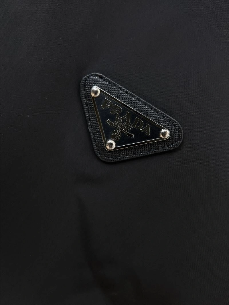 Prada Outwear GoAnywhere 170026