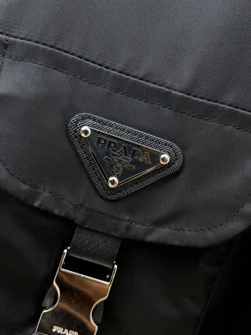 Chic Prada Outwear 169982