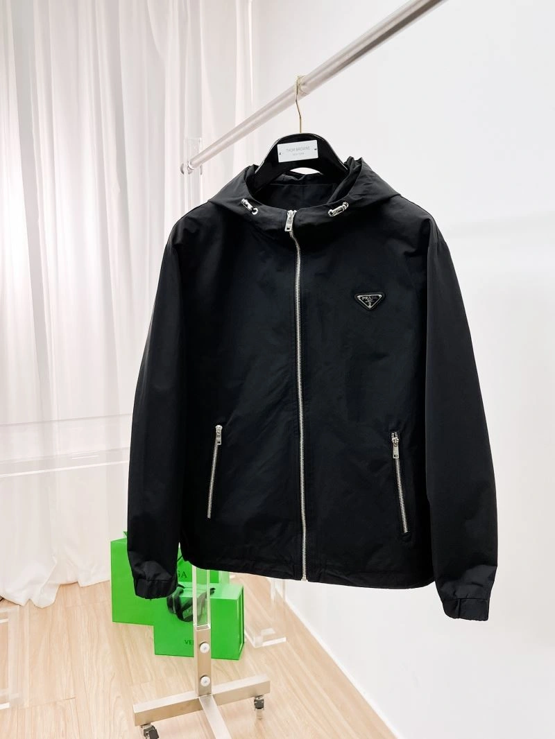 Elegant Prada Outwear 169998