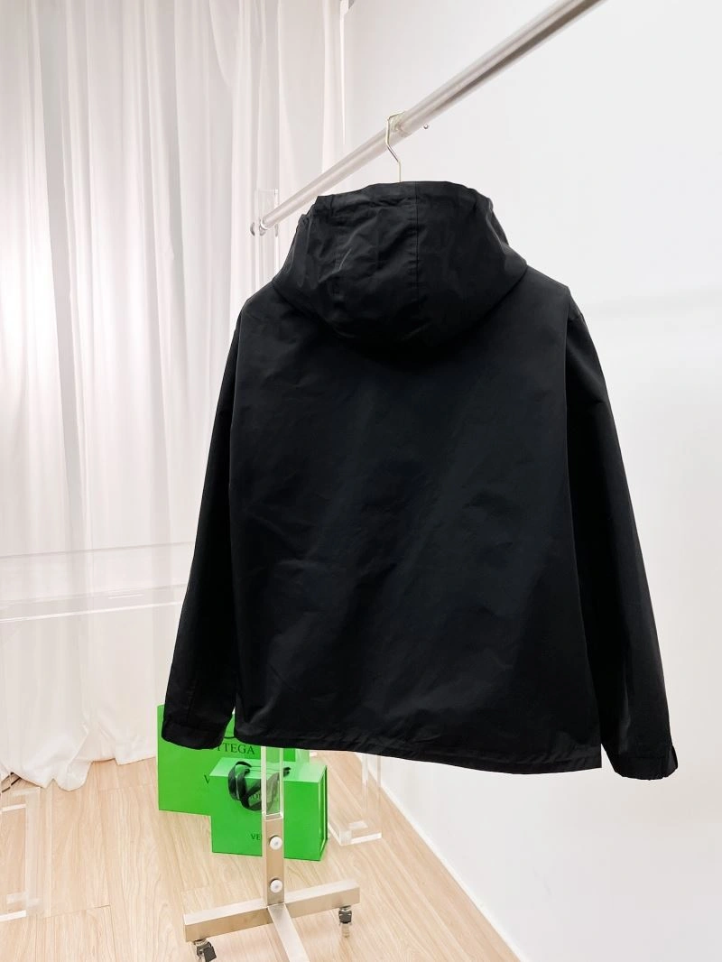 Elegant Prada Outwear 169998