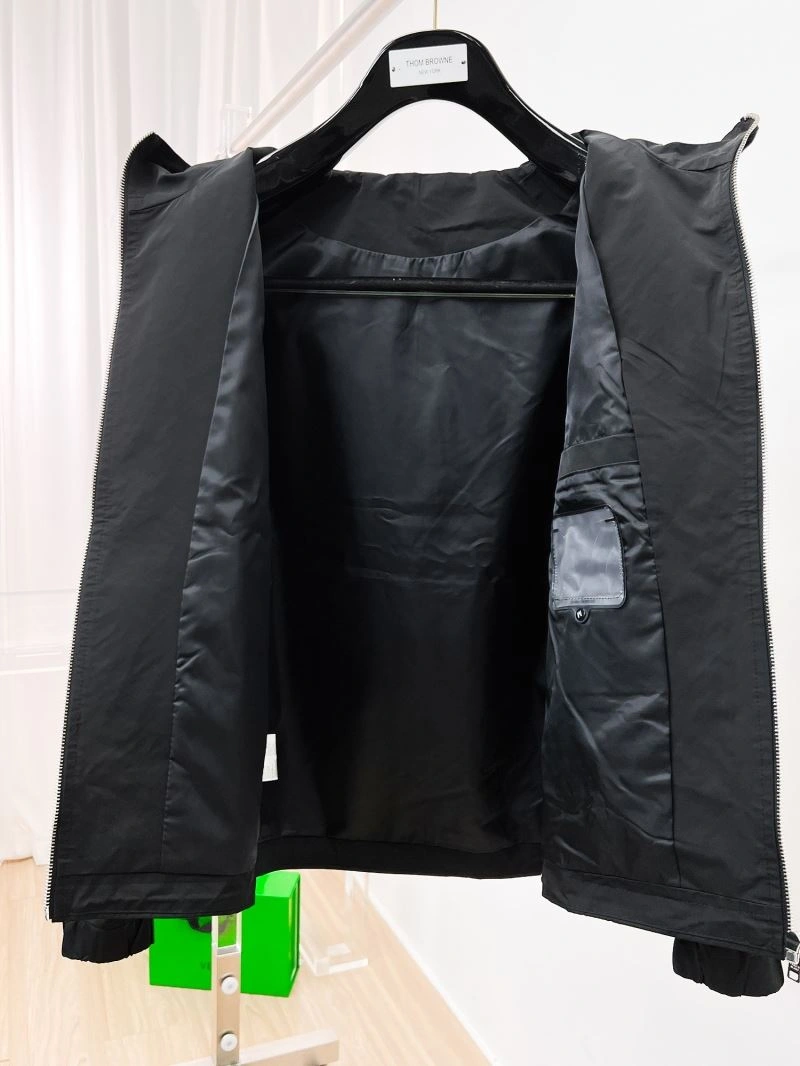 Elegant Prada Outwear 169998