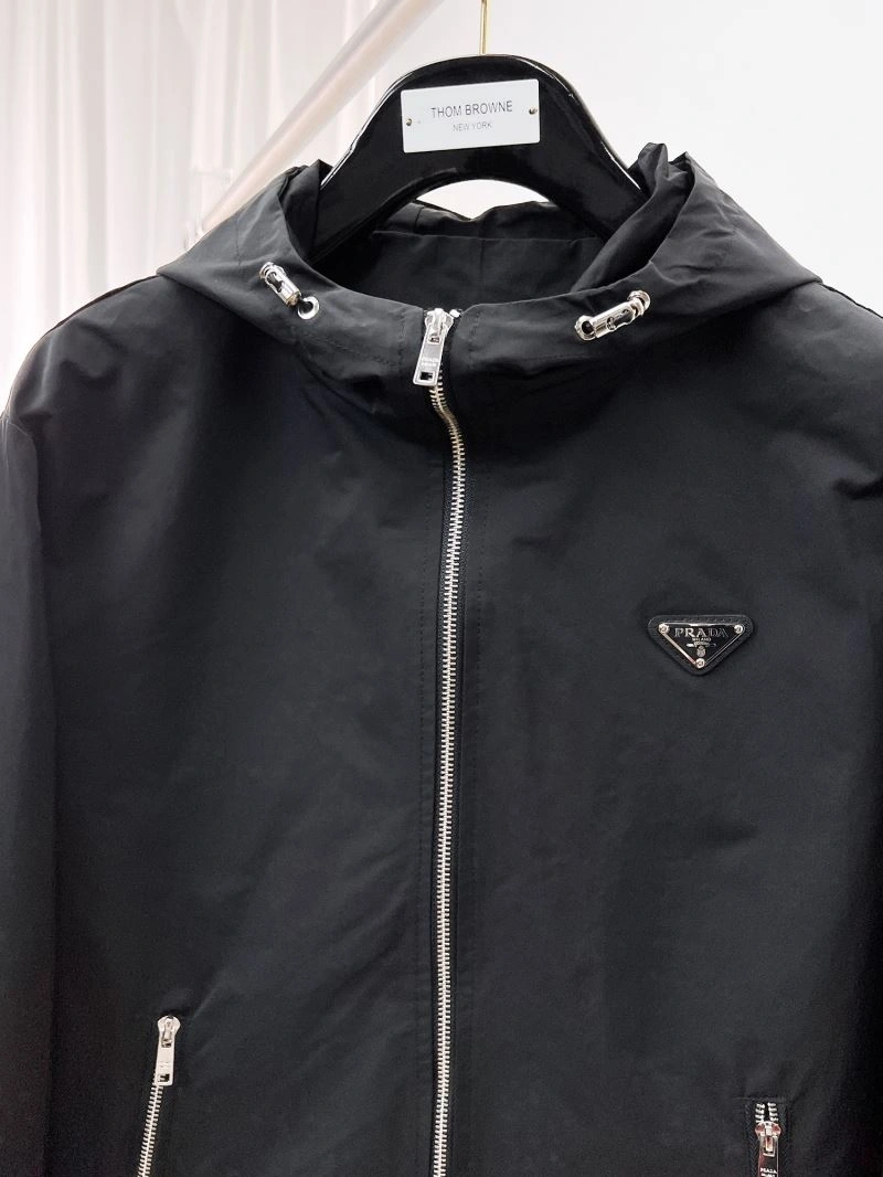 Elegant Prada Outwear 169998