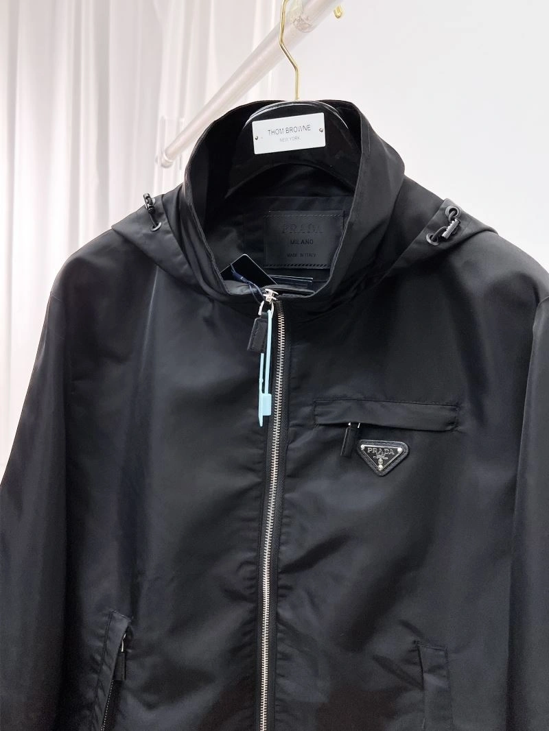 Cozy Prada Outwear 169976