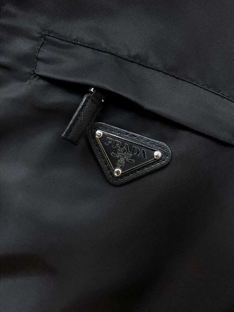 Cozy Prada Outwear 169976