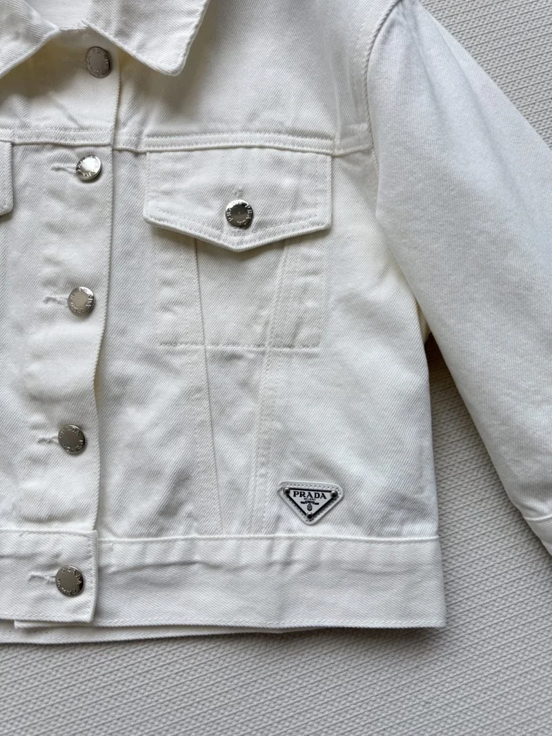 FashionForward Prada Outwear 166139