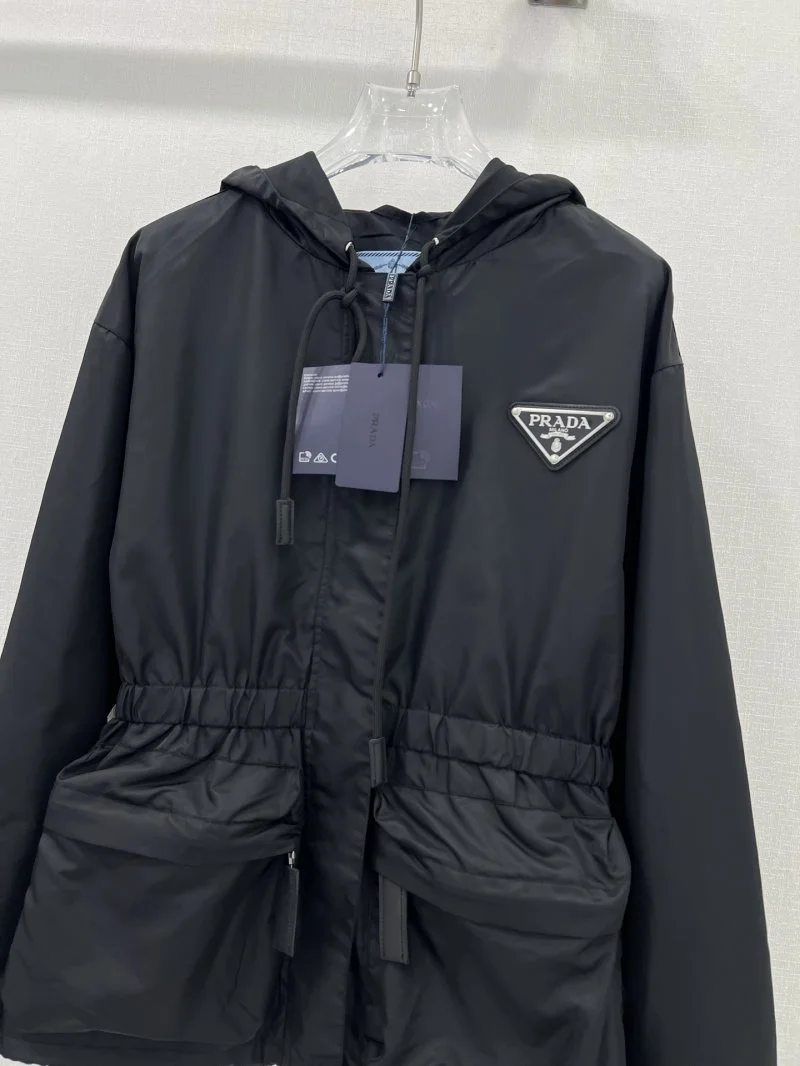 Prada Outwear Durable 166140