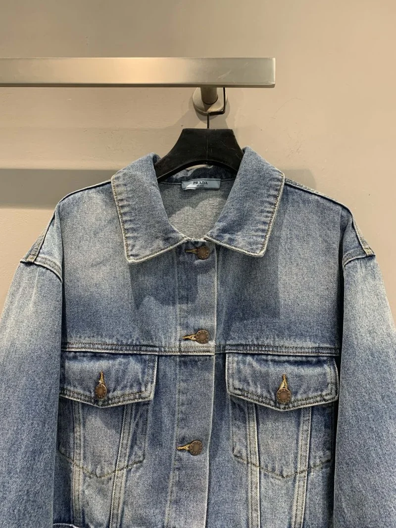 Sustainable Prada Outwear 165871