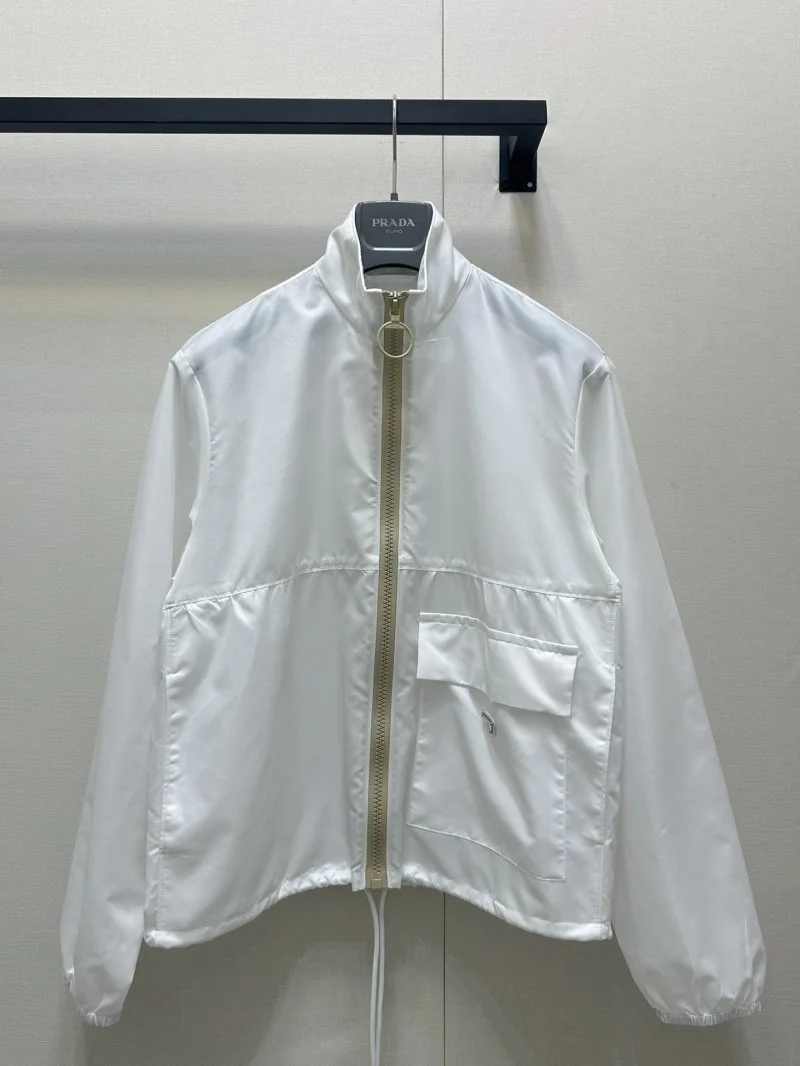 Youthful Prada Outwear 165860
