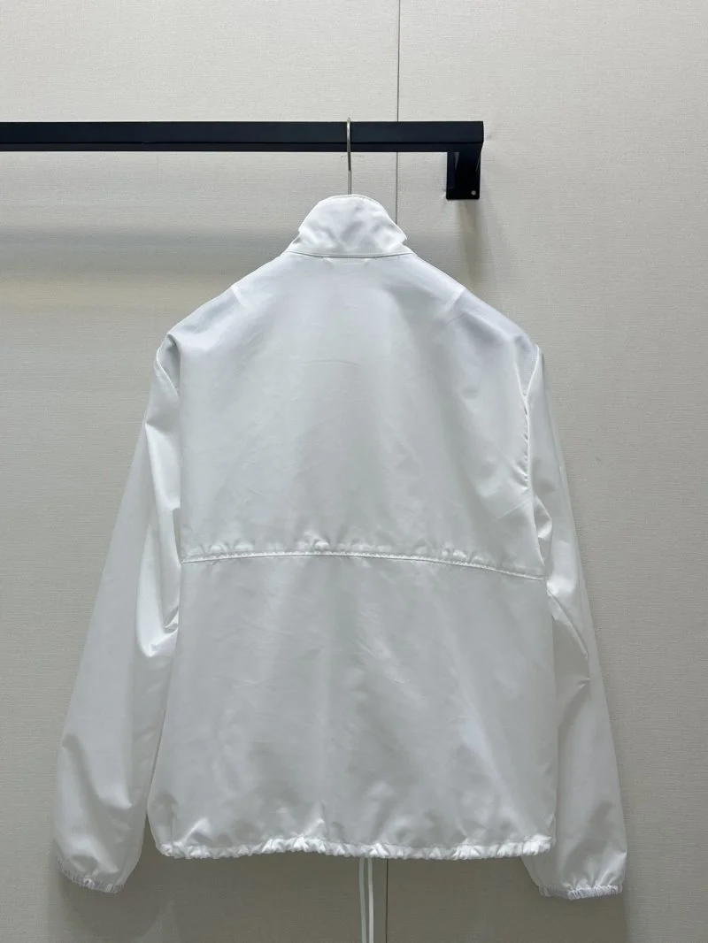 Youthful Prada Outwear 165860