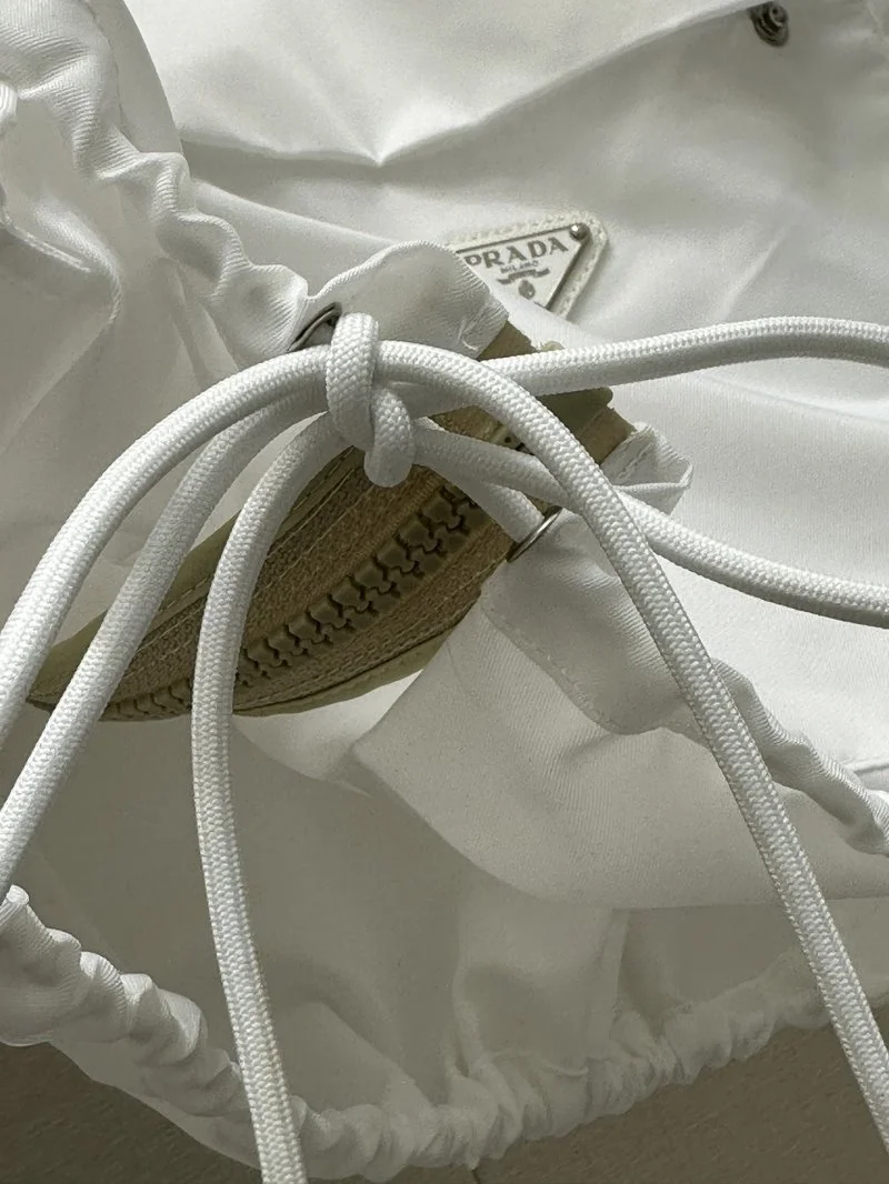 Youthful Prada Outwear 165860