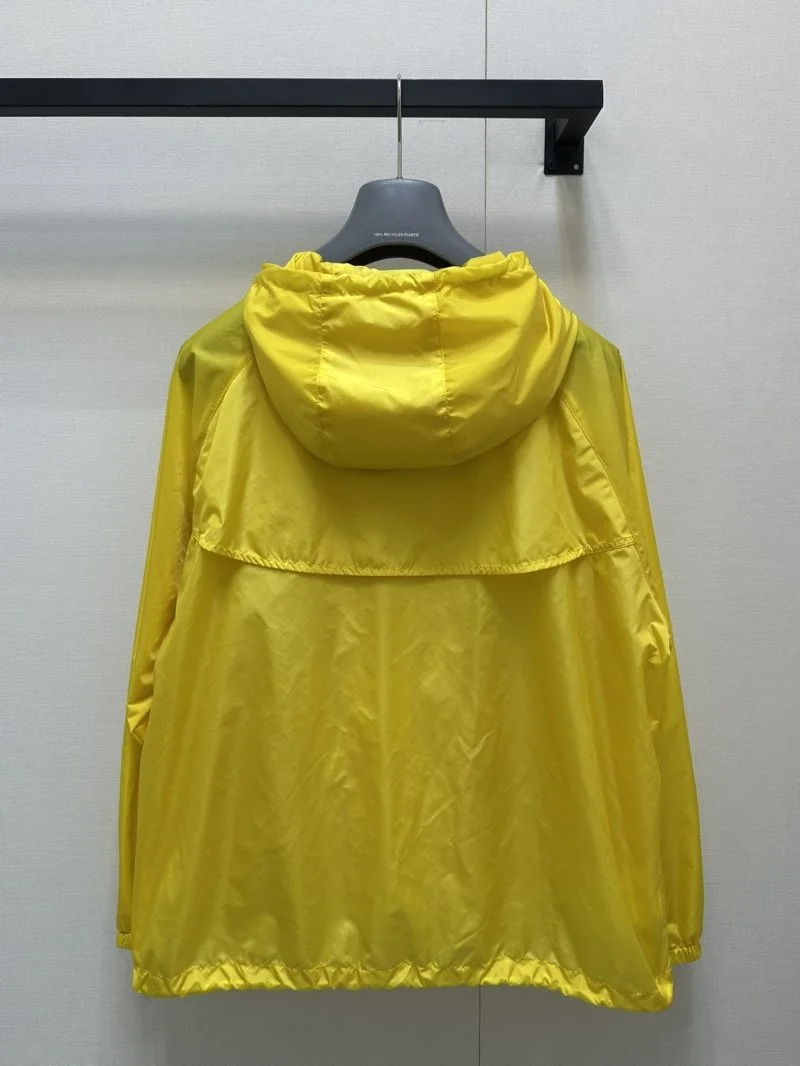 NewStyle Prada Outwear 165947