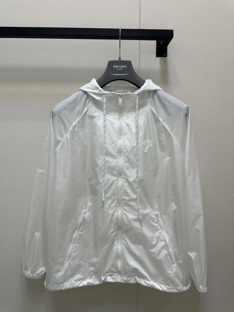 Casual Prada Outwear 165859