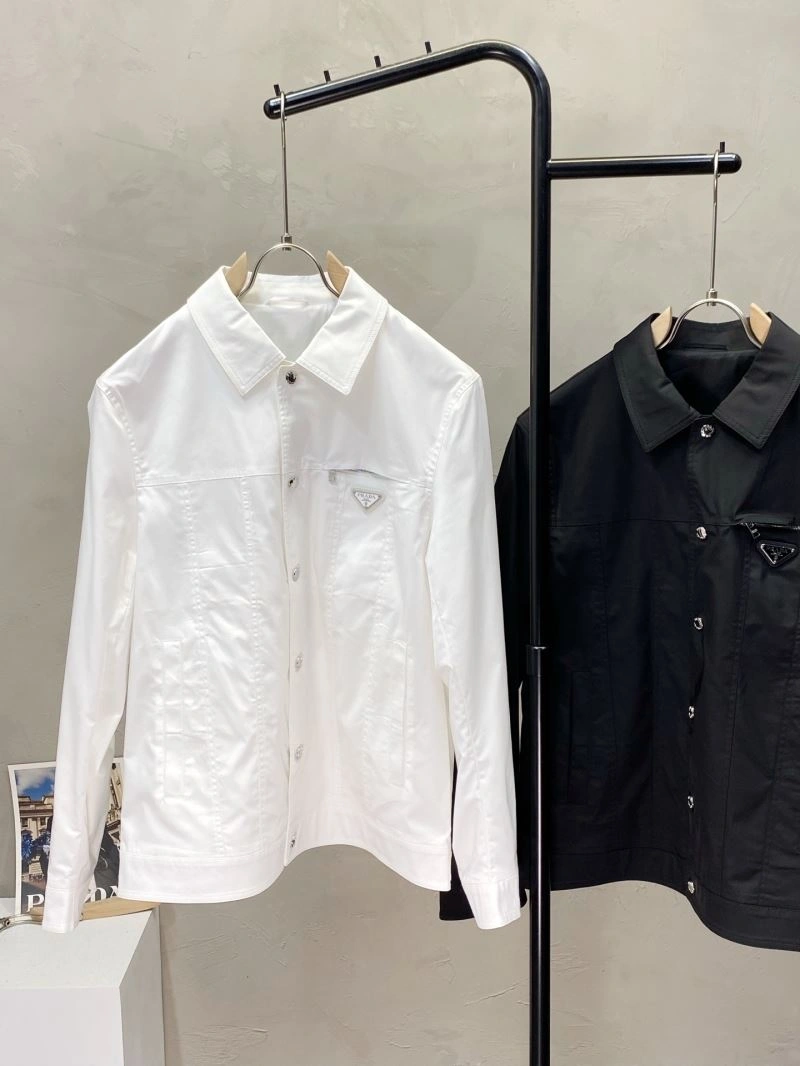 Effortless Prada Outwear 169452