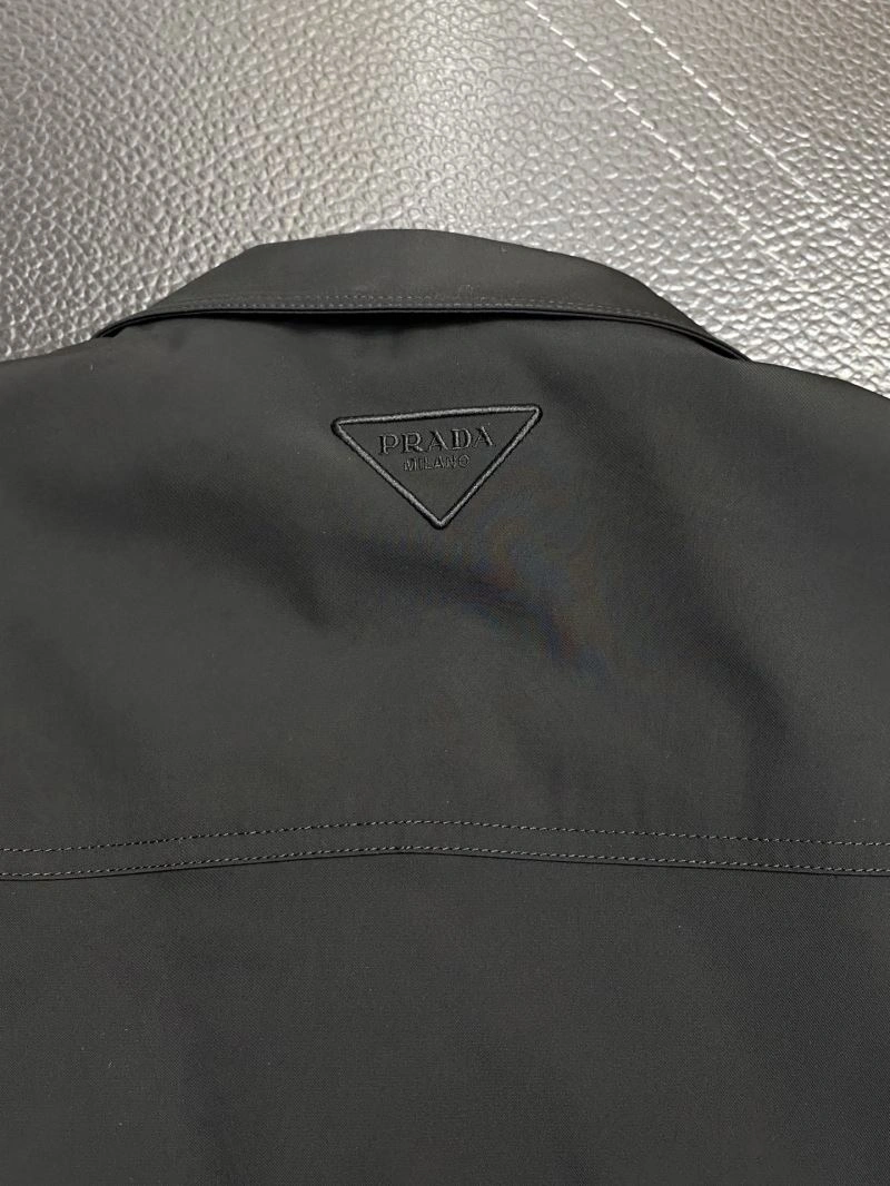 Effortless Prada Outwear 169452