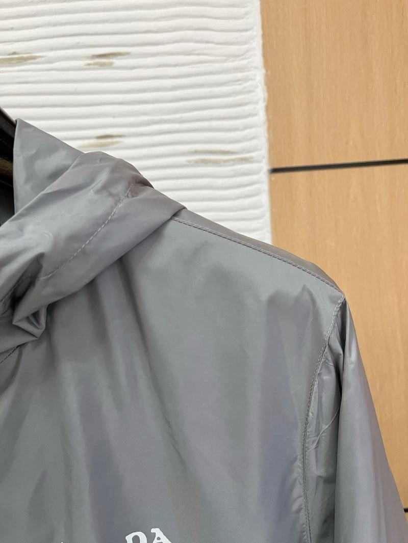 AllSeason Prada Outwear 169512