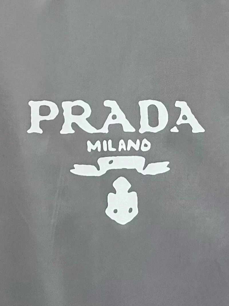 AllSeason Prada Outwear 169512