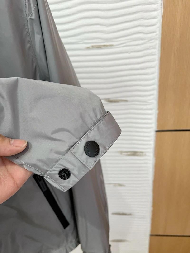 AllSeason Prada Outwear 169512