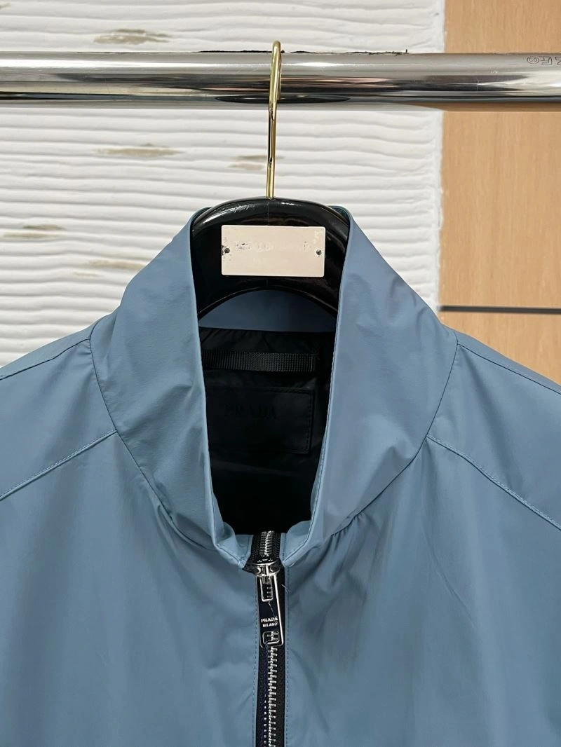 Vibrant Prada Outwear 169449