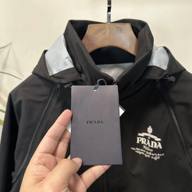 EyeCatching Prada Outwear 169456