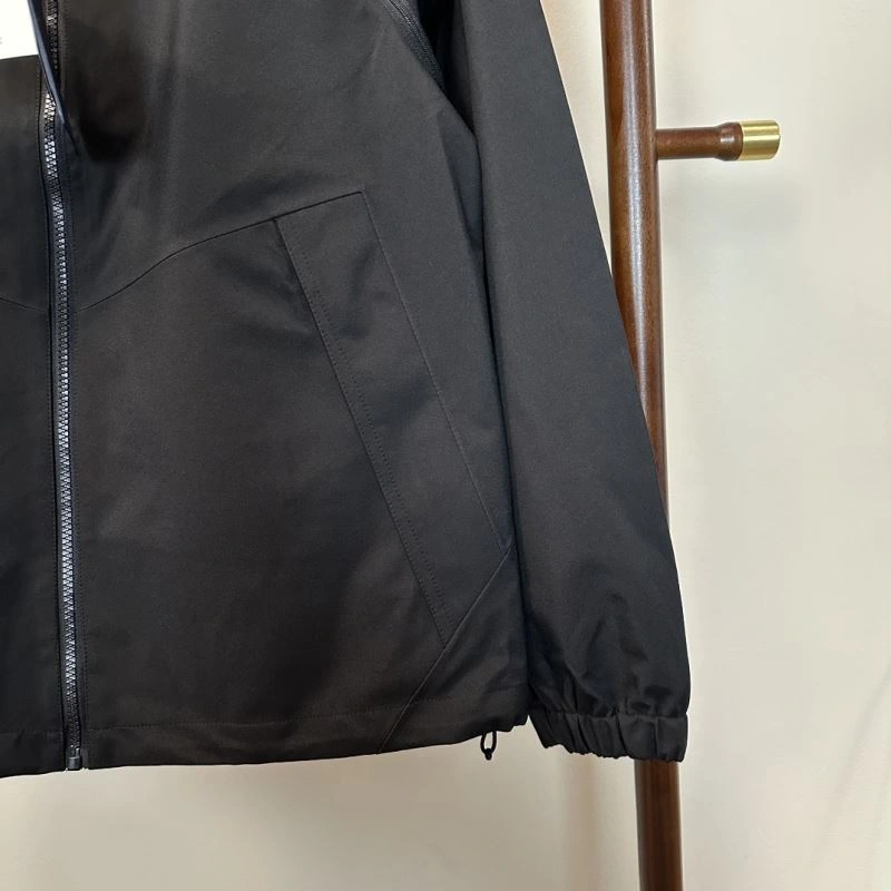 EyeCatching Prada Outwear 169456