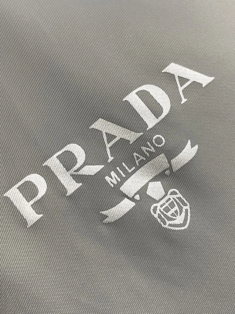 Functional Prada Outwear 169428
