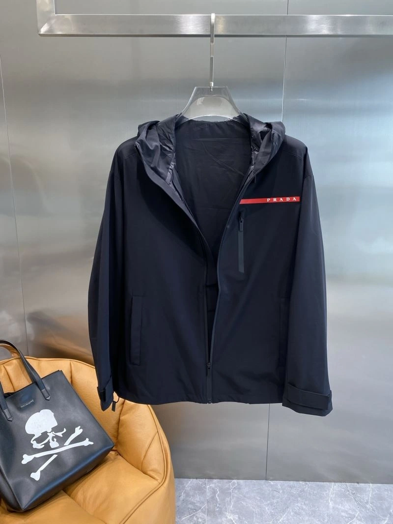 Stretchable Prada Outwear 169426