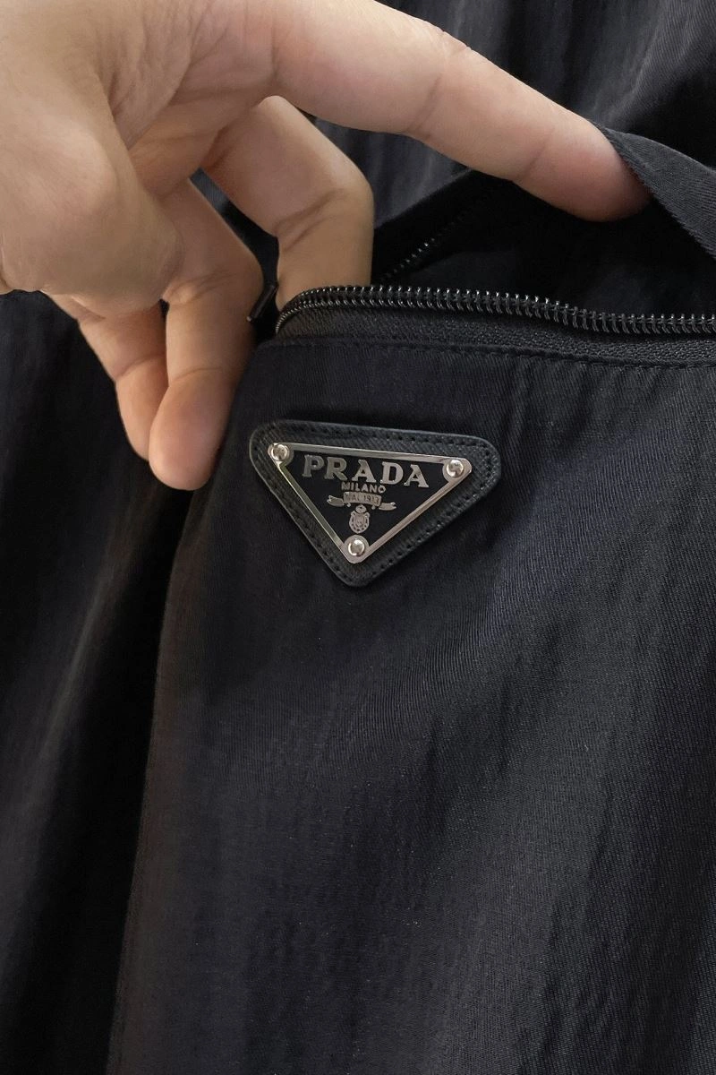 WrinkleFree Prada Outwear 169433
