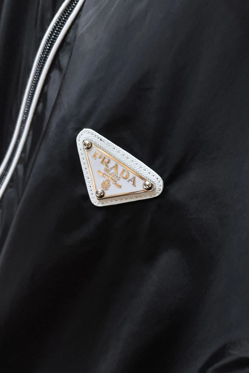 FreshLook Prada Outwear 169419