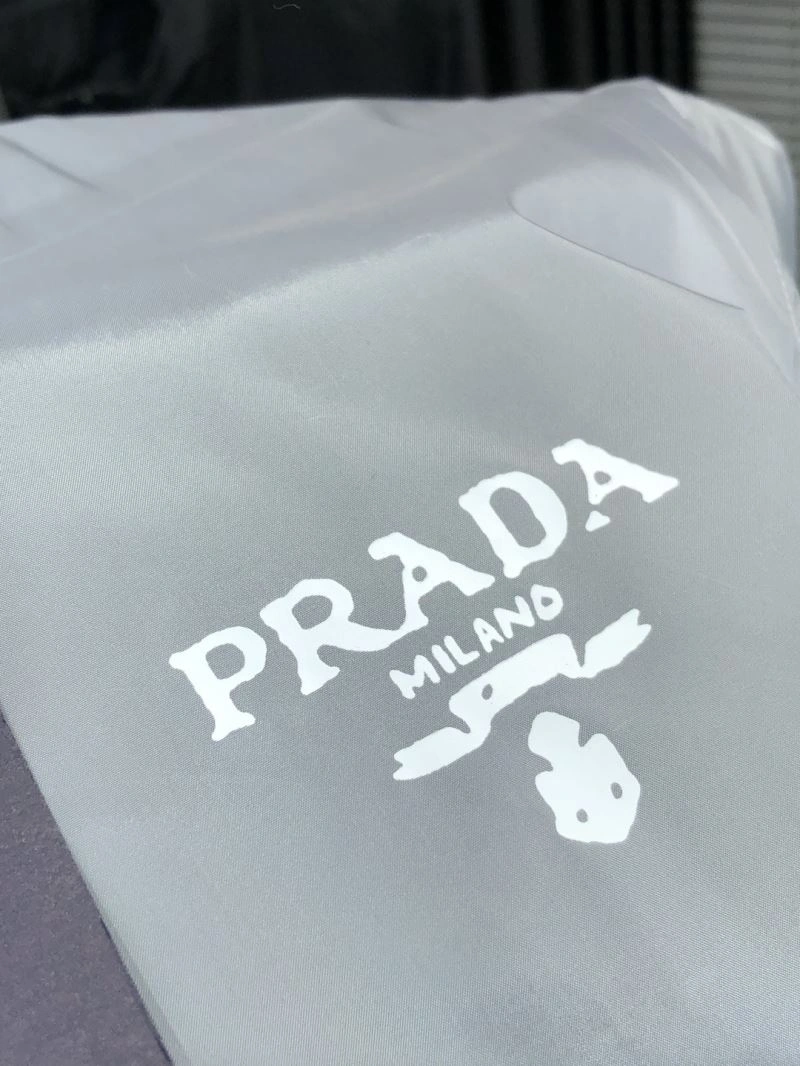 WaterResistant Prada Outwear 169423