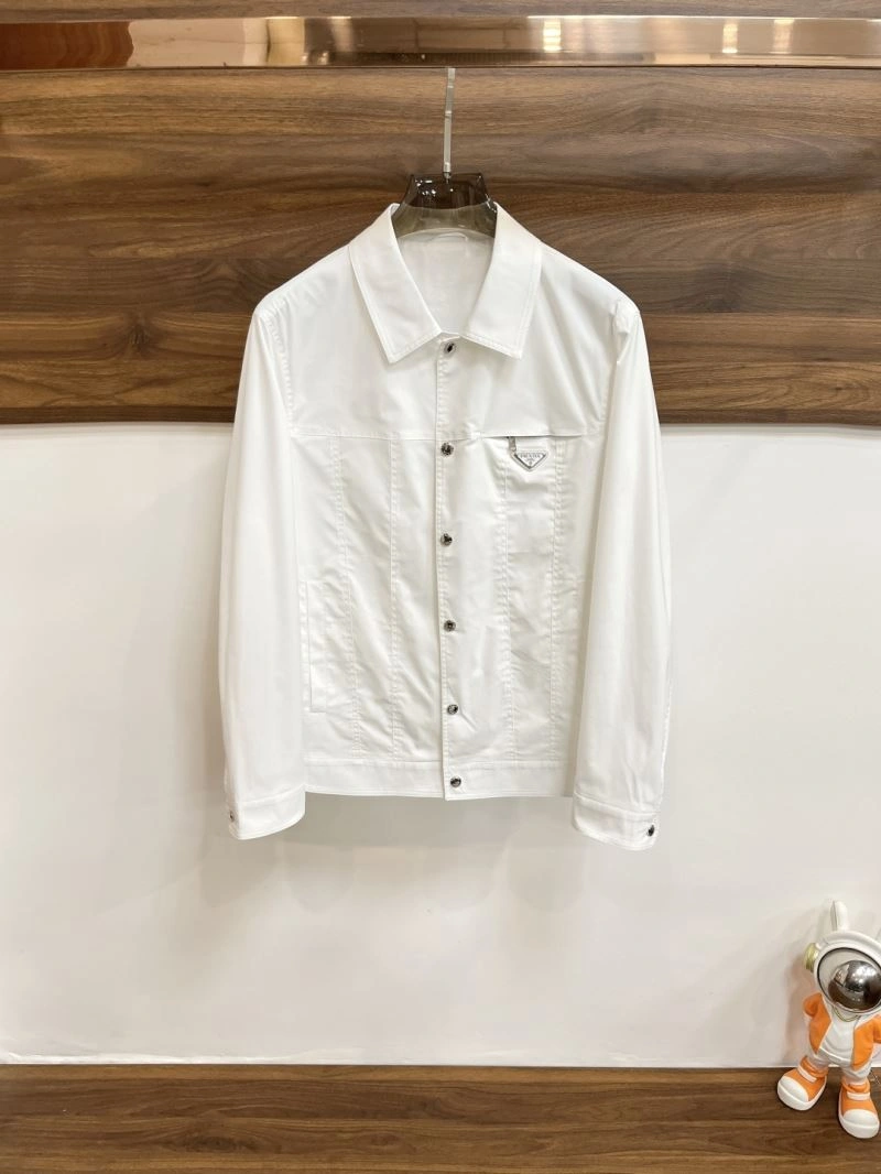 Refined Prada Outwear 169543