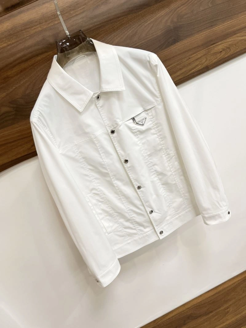 Refined Prada Outwear 169543