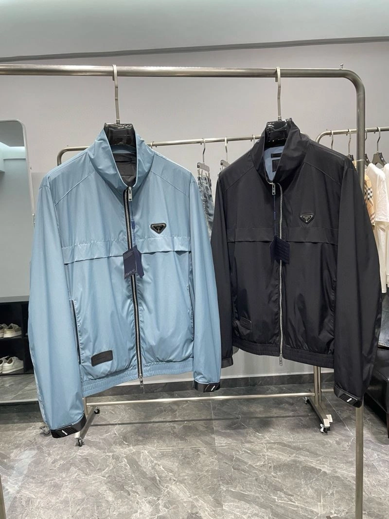 Comfortable Prada Outwear 169410