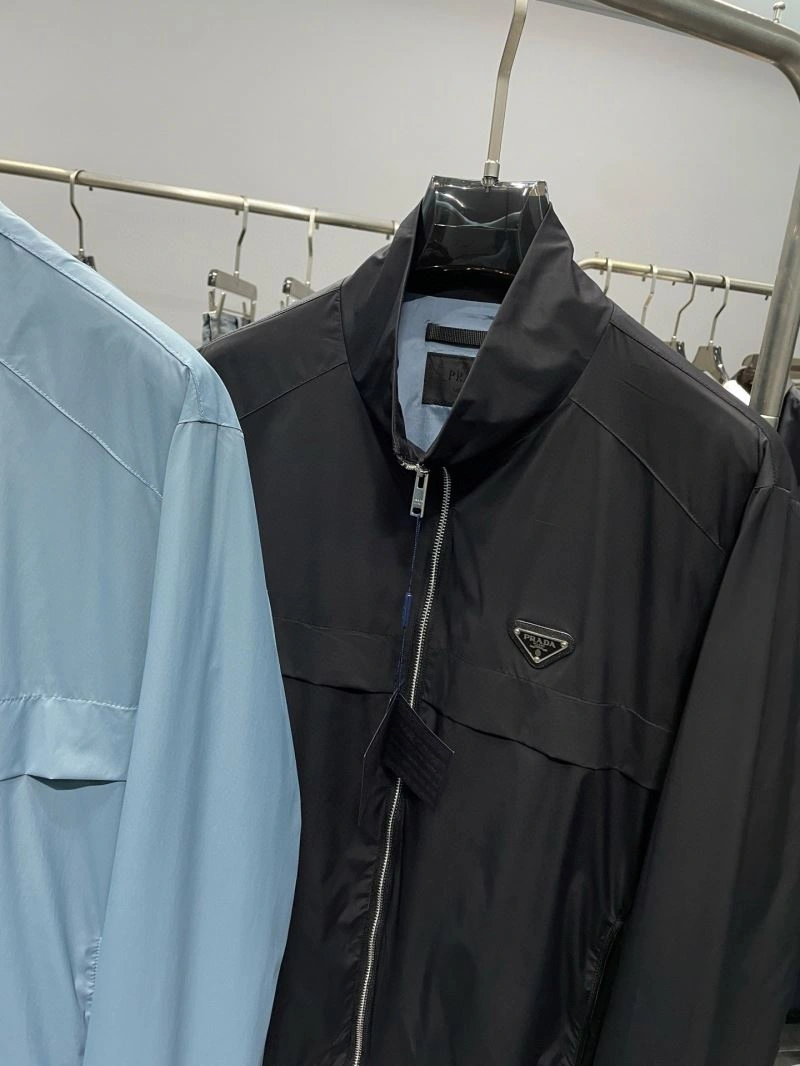 Comfortable Prada Outwear 169410