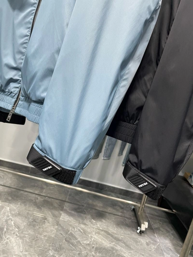 Comfortable Prada Outwear 169410