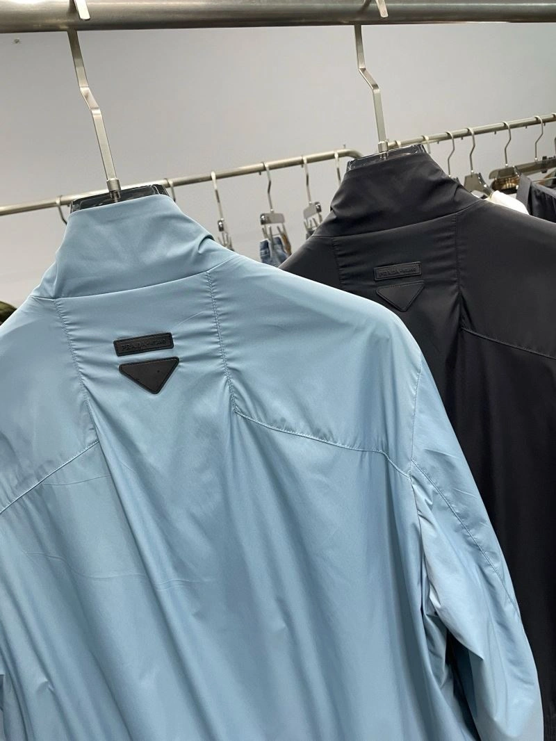 Comfortable Prada Outwear 169410