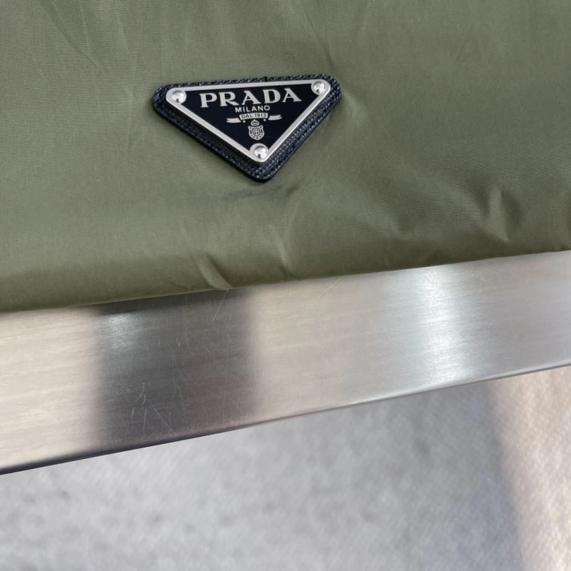 Supportive Prada Outwear 169408