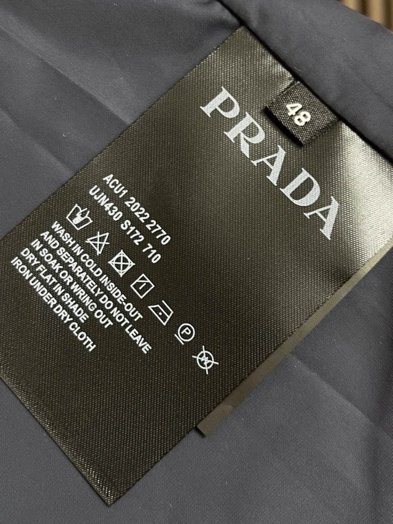 Prada Outwear Minimalist 169401