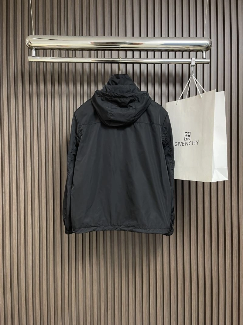 Lightweight Prada Outwear 169402