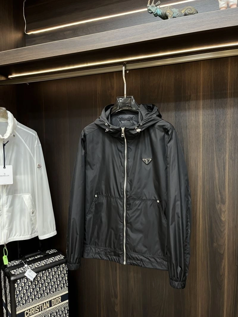Prada Outwear Trendsetting 169420