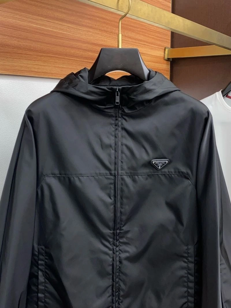 WaterResistant Prada Outwear 169392