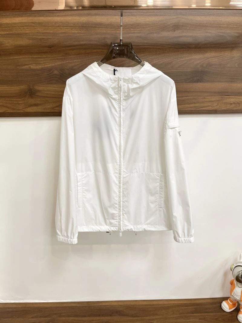 FreshLook Prada Outwear 169415