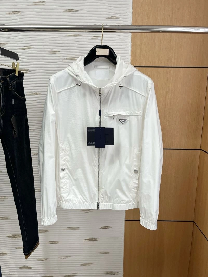 Cozy Prada Outwear 169379