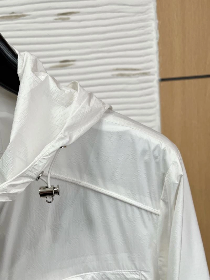Cozy Prada Outwear 169379