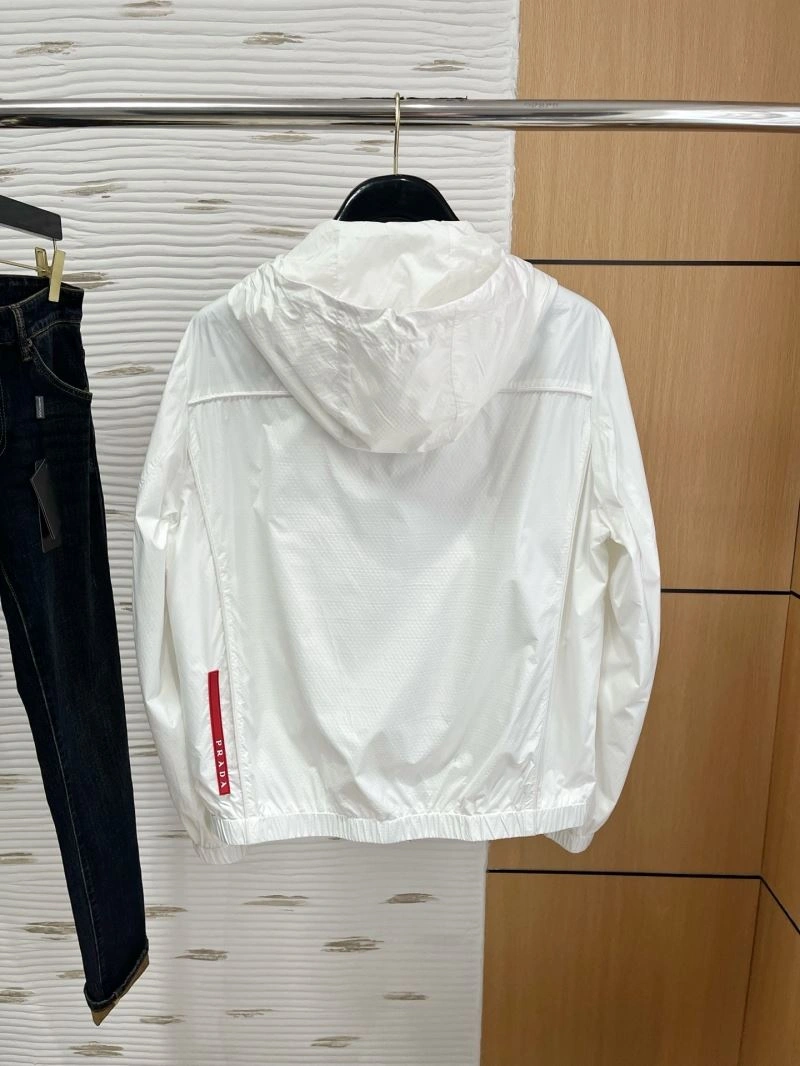 Cozy Prada Outwear 169379