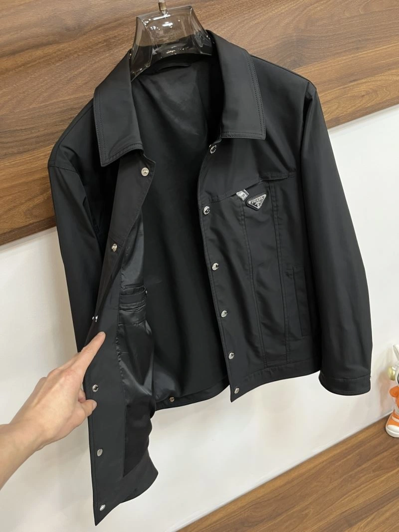 MultiPurpose Prada Outwear 168838
