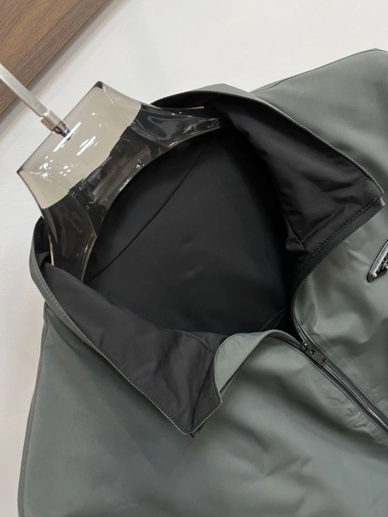 UrbanStyle Prada Outwear 168843