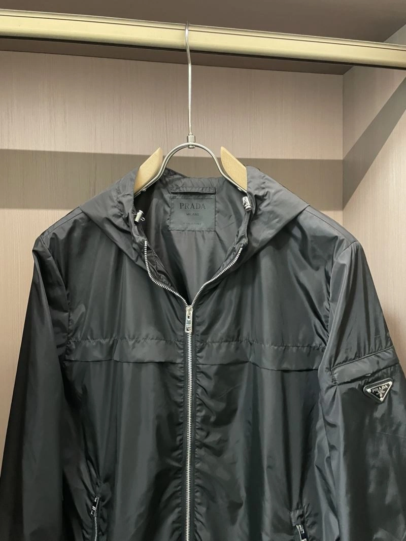 Premium Prada Outwear 168902