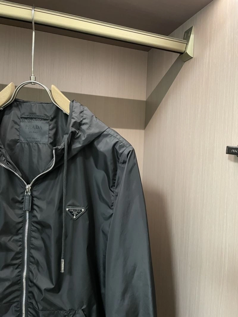 Prada Outwear Sophisticated 168832