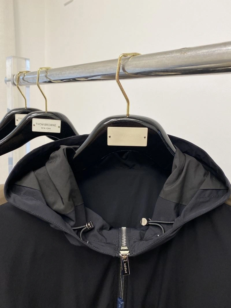 Minimalist Prada Outwear 168855