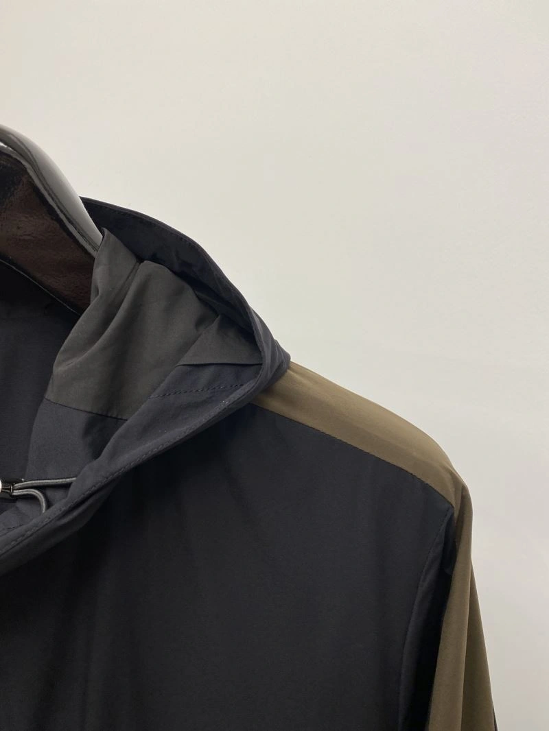 Minimalist Prada Outwear 168855